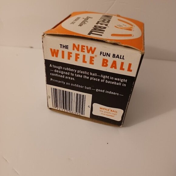 Wiffle Ball Original Regulation Baseball Size Curve Training Plastic Ball - Picture 3 of 4